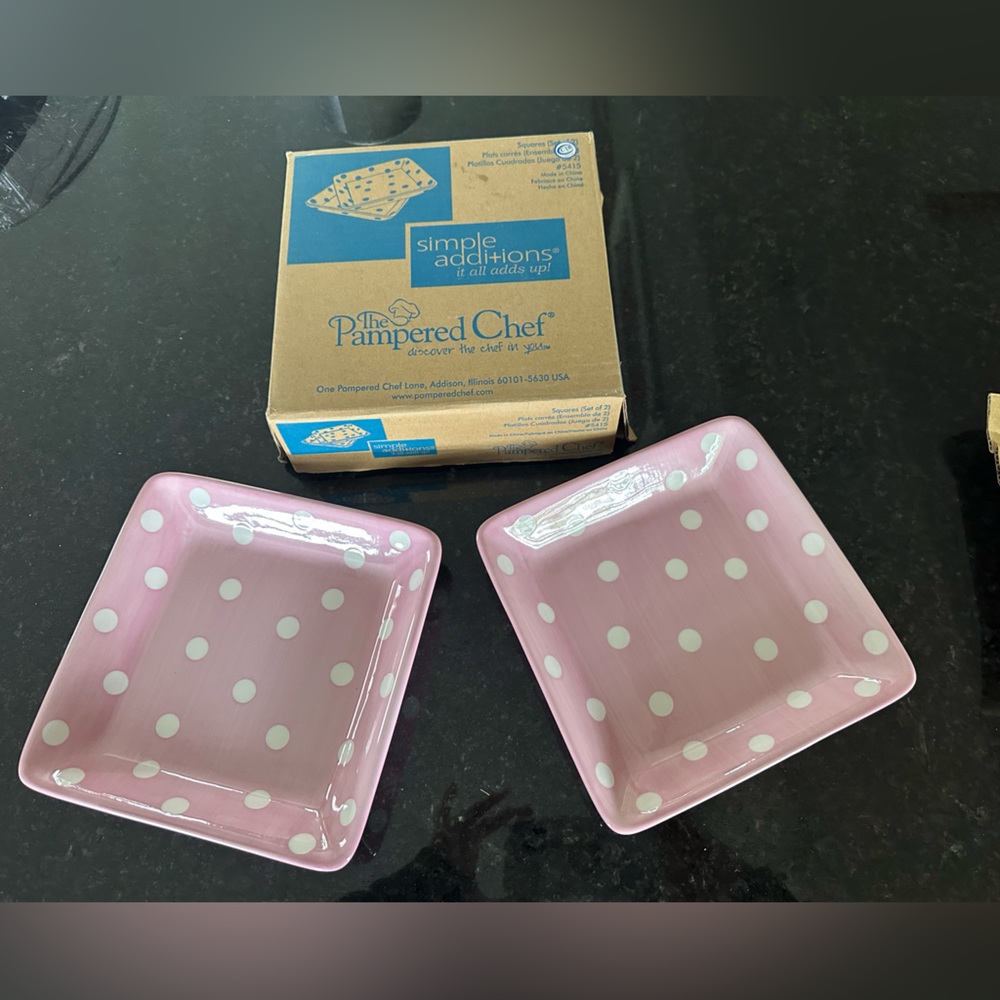 Set of 2 Help Whip it Cancer Square Plates.